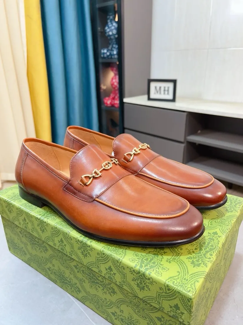 Men's shoes 💰500🌹🌹【GUCCI】The most popular classic Gucci leather shoes. Synchronized with the official website, the upper is made of Italian first-layer cowhide ➕cowhide lining, with unique brand and unique craftsmanship. Highlighting the hot style of the new year. Stop hesitating, stop wandering, get it now. Number: 38--44